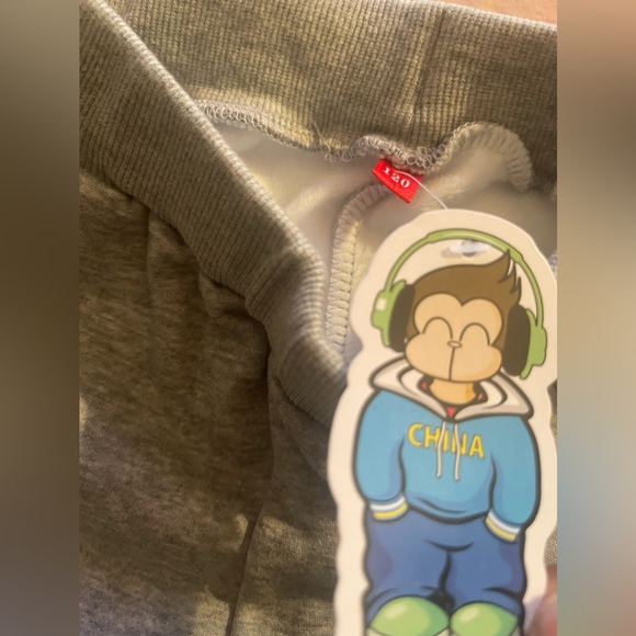 Sweatpants - Picture 2 of 6